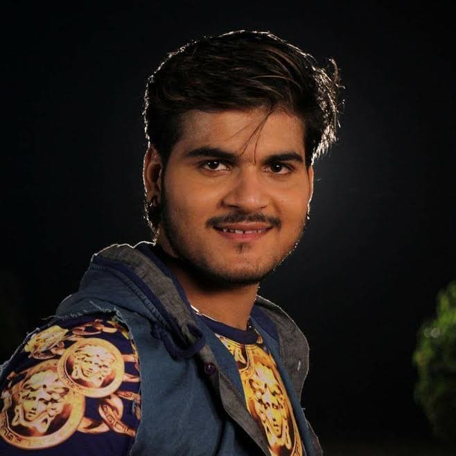 Arvind Akela Kallu — Actor