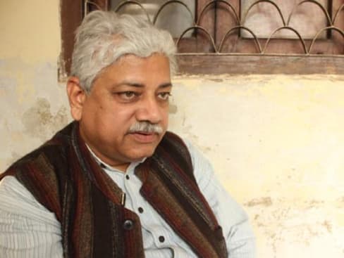 Atul Tiwari still