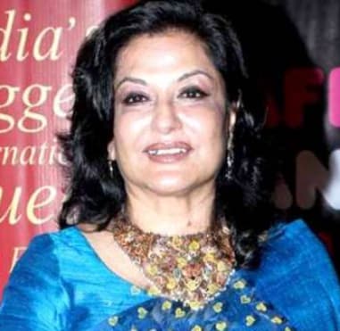 Moushumi Chatterjee — Supporting Actress