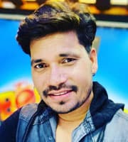 Pravesh Lal Yadav — Supporting Actor