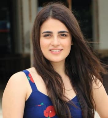 Radhika Madan — Supporting Actress