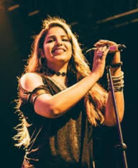 Shannon Donald — Singer