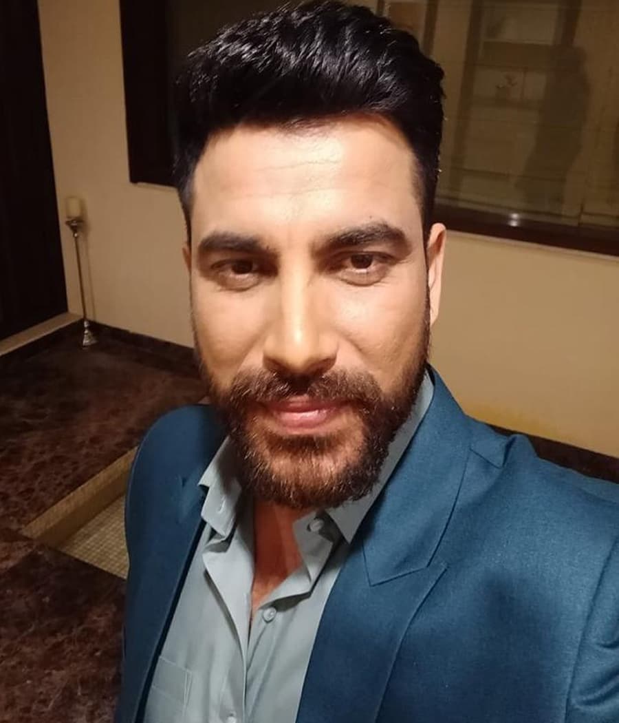 Sunil Palwal — Supporting Actor
