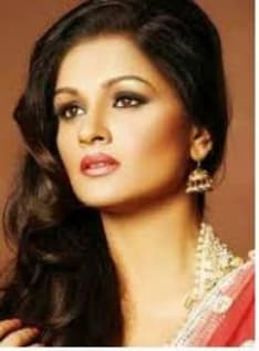 Tejaswini Kolhapure — Supporting Actress