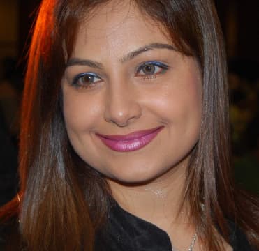Ayesha Jhulka — Actress