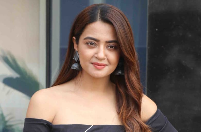 Surveen Chawla Delivers A Baby Girl
